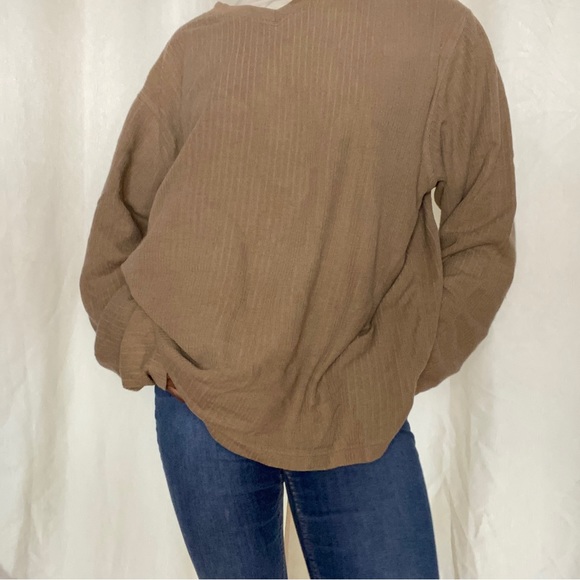 Haggar Oversized Tan Sweater |  Vintage Haggar Sweater | Oversized - Picture 7 of 7